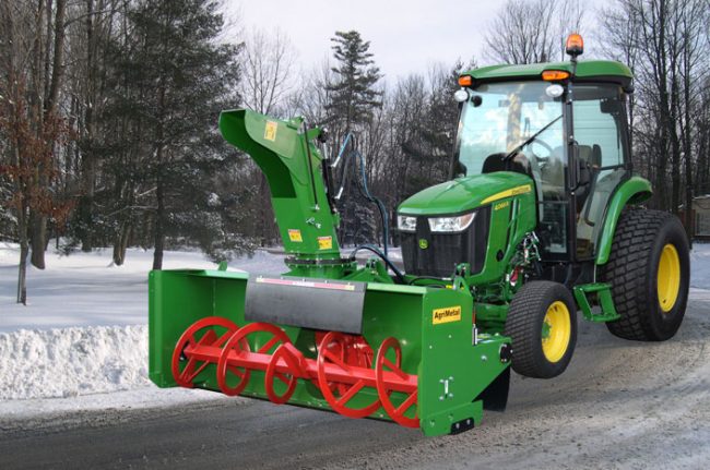 souffleuse à neige frontale